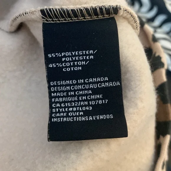 Brunette The Label Blonde Sweater - Picture 3 of 4